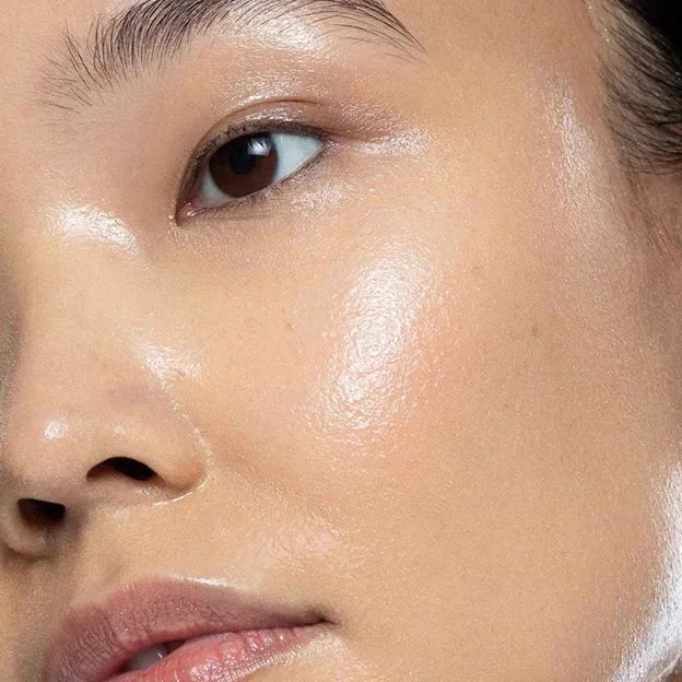 3. Hydration & Glass Skin Glow image 1