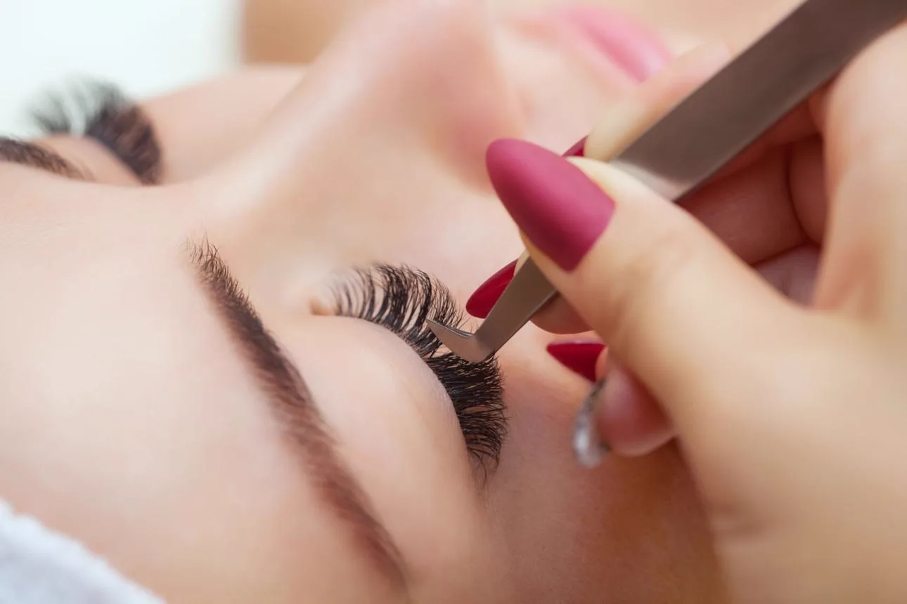 4. Lash Lift & Tint (Natural Enhancement) image 1