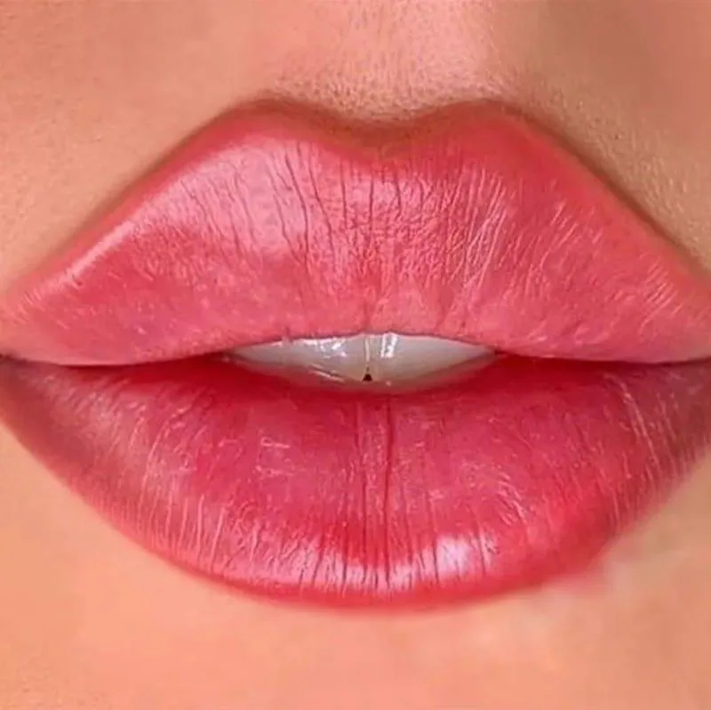 4. Russian Lips Technique image 1